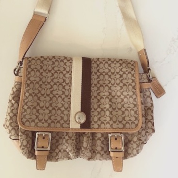 Coach Crossbody Messenger Canvas Beige - Picture 1 of 6